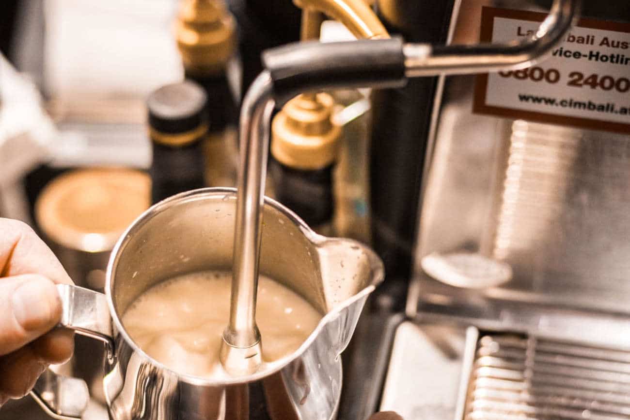 milch aufschäumen ziehphase