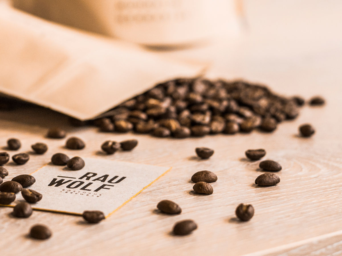 Entkoffeinierte Kaffeebohnen von Rauwolf